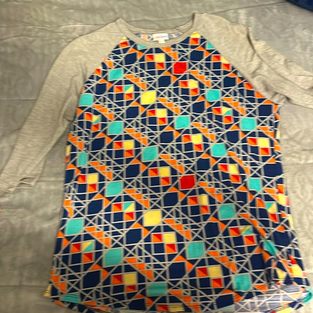 Lularoe shirt